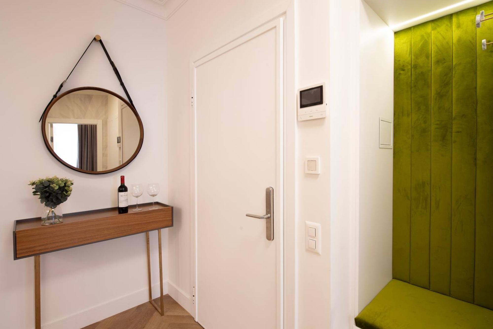 Novos - Happy Apartment *